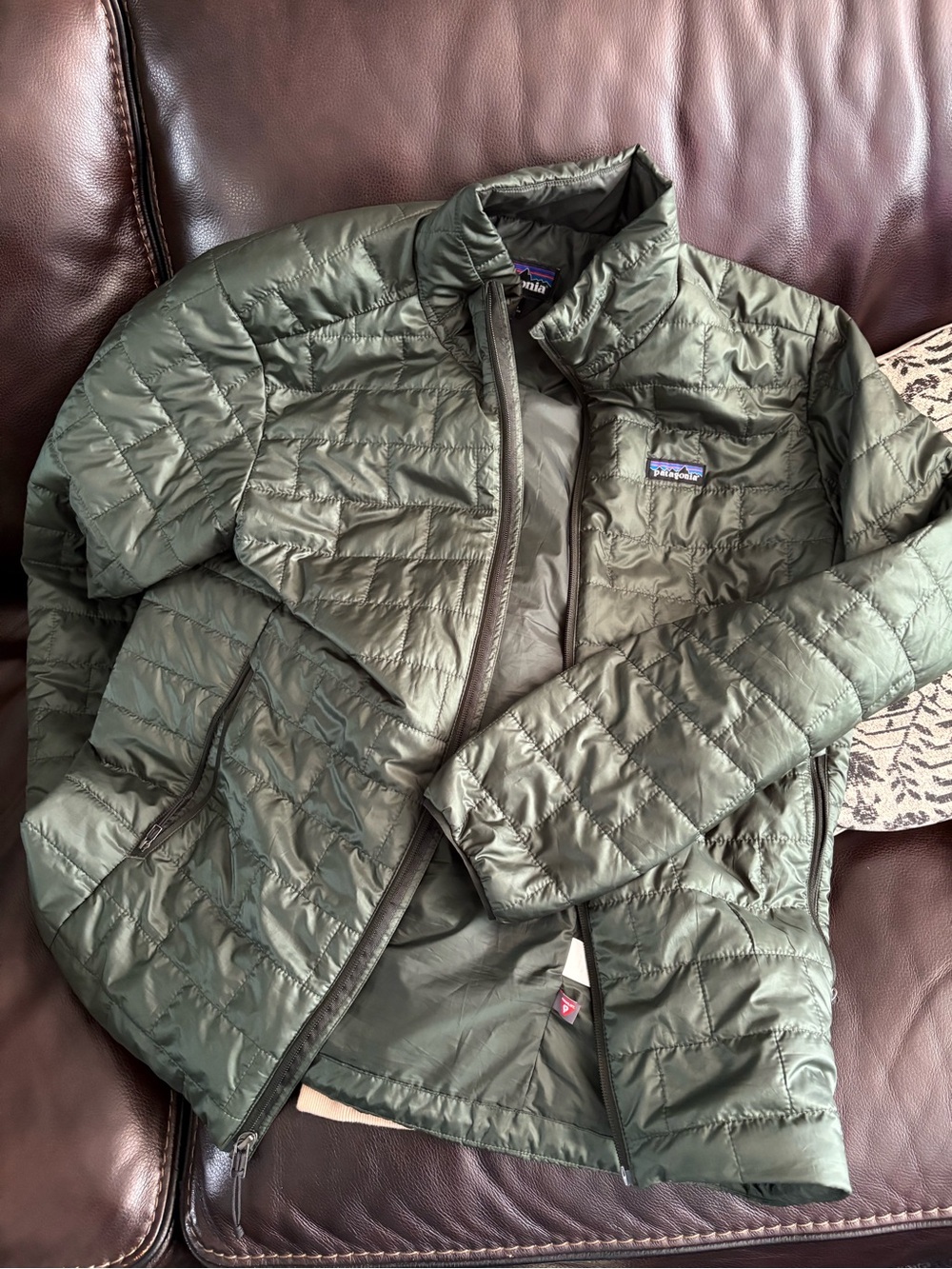 Patagonia Olive Green Lightweight Puffer Jacket